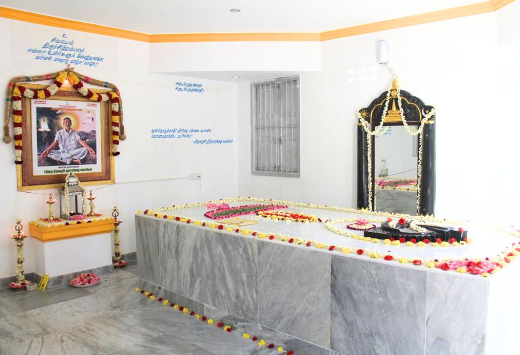 xr:d:DAGCRTyLrEU:4,j:1782724268826730425,t:24041306